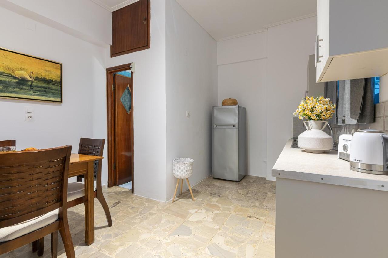 Denise Studios And Apartments Argassi Exterior foto