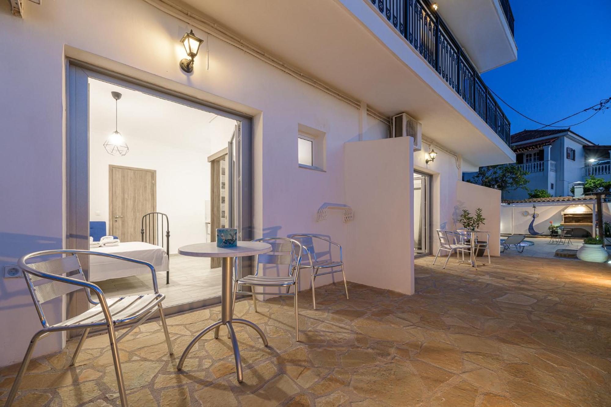 Denise Studios And Apartments Argassi Exterior foto