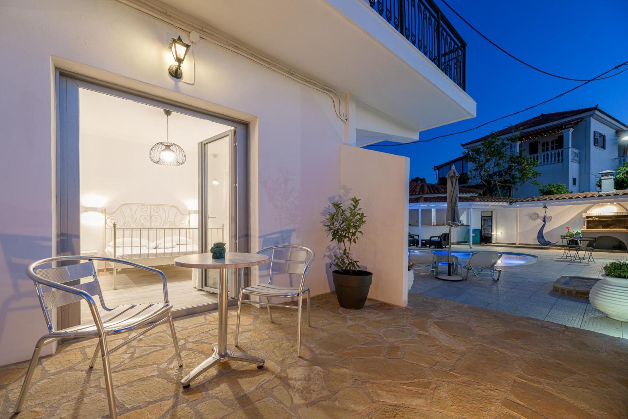 Denise Studios And Apartments Argassi Exterior foto
