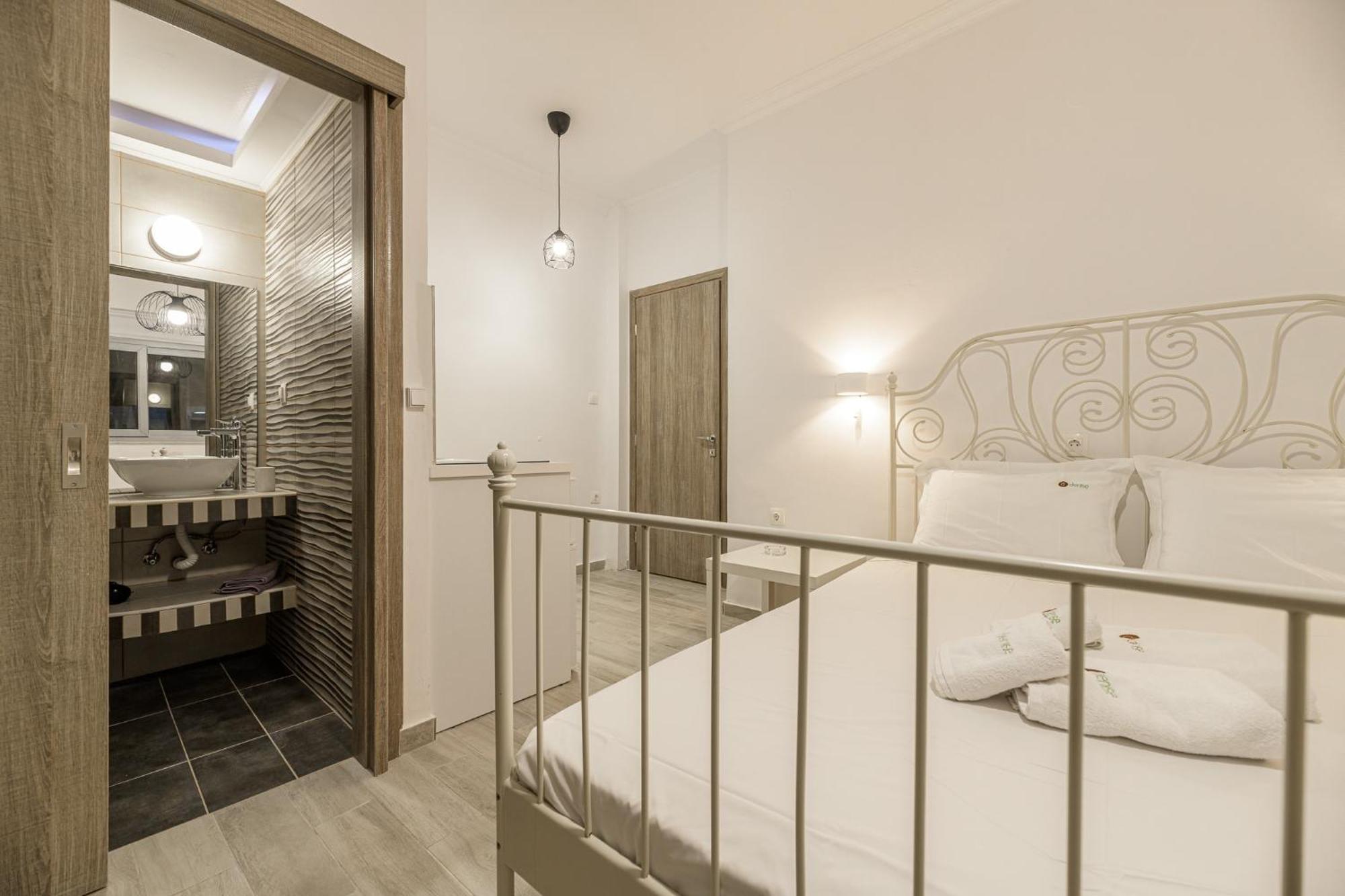 Denise Studios And Apartments Argassi Exterior foto